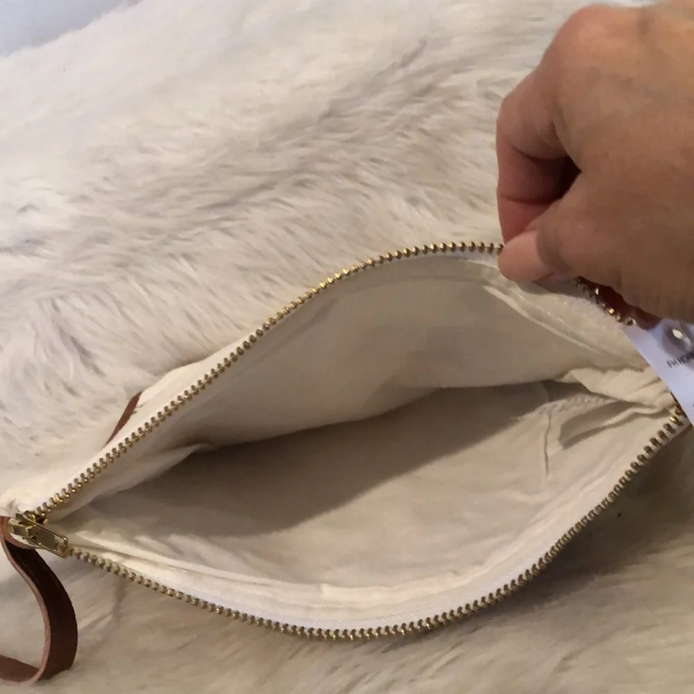 Horse and Floral Printed/Embroidered Fabric Wristlet/Clutch/Pouch NWT - Picture 3 of 6